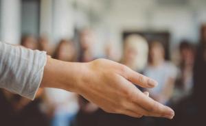 河北为困难大学生发“助学红包”：免费饭卡、勤工助学岗位