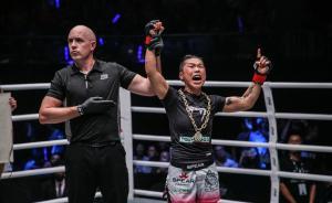 再次卫冕综合格斗金腰带，熊竞楠目标成就女子MMA第一人