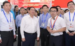 2018世界人工智能大会汇集AI新科技，李强实地察看