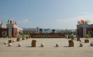 團(tuán)中央官微刊文：學(xué)生組織里，學(xué)長是比主席更好的稱呼