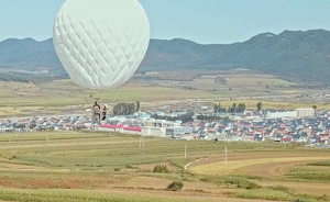 氫氣球上的打塔人：保命比賺錢重要