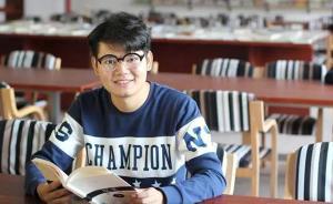 90后化学老师“一言不合就唱歌”，学生喊他“亚洲男神”