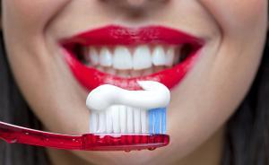 不只是牙膏：“純天然”神秘配方里的“猛藥”