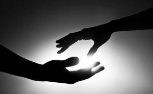 福州仓山“黑护工”团伙被捣毁：向医院护工收管理费人头费