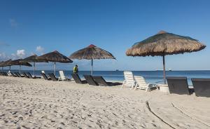 駐洛杉磯總領(lǐng)館：塞班機場明日開放，滯留公民可辦理購票改簽