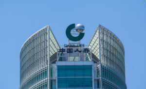 首個險資專項產(chǎn)品將分期發(fā)行，險資、社?；馂闈撛谡J購方