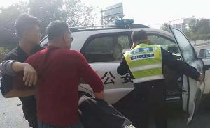 暖聞｜男子被馬蜂蜇傷陷入昏迷，交警助力快速送醫(yī)救治