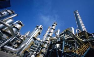 新华社三问碳九泄漏事故：何时才能解决厂居混杂问题？