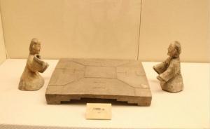 活在战国︱蹴鞠、击剑、围棋：战国时的人都怎么玩？