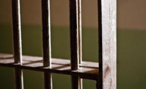 未婚媽媽與男友爭(zhēng)吵后將9個(gè)月大女兒投井，獲刑10個(gè)月