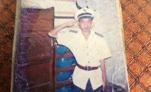 農(nóng)村大學(xué)生畢業(yè)三年后失聯(lián)，父母尋子十年：有錢沒錢回來就好