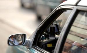 陜西的哥因多看乘客一眼被打，打人者原是網(wǎng)上追逃人員