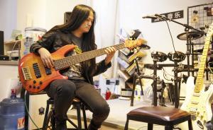 杭州小伙癡迷金屬樂：寧可孤身漂泊8年，不愿放棄愛好