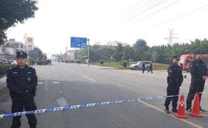 樂山汽車沖公交站臺致7人死，目擊者：司機欲自殺被拉下車