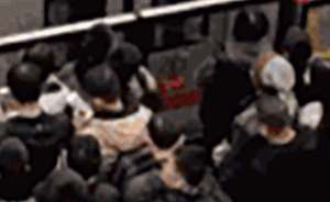 扒完北京地鐵5年的數(shù)據(jù)，我們發(fā)現(xiàn)了最“悲劇”的通勤線路