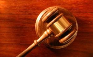 昆山一社區(qū)服刑人員沖進(jìn)著火房子拖出煤氣罐，因重大立功減刑