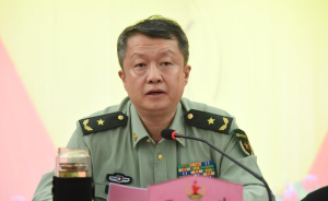 江西省军区司令员吴亚非任江西省委常委