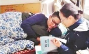 武漢高中生突發(fā)疾病面臨休學(xué)，師生錄課在其家中“復(fù)原”課堂