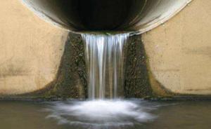 全國人大常委會委員建議 ：實施陸海污染全面綜合治理