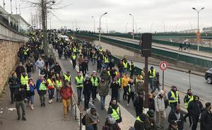 巴黎示威者年末堅(jiān)持抗議，官方稱(chēng)將正常慶祝元旦