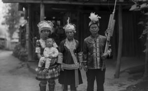 張華斌：石上苗寨