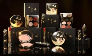 馬上評｜故宮彩妝未“滿月”即停產(chǎn)，頂級文創(chuàng)要有頂級品質(zhì)