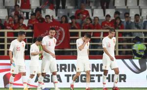 新華社刊文：國(guó)腳停球停出十米，完敗韓國(guó)絕對(duì)是悲哀