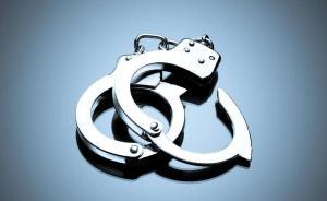 拉薩一男子在罰單上寫臟話辱罵交警，被拘留8日罰款500元