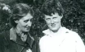 昆汀·貝爾：我的姑姑是弗吉尼亞·伍爾夫