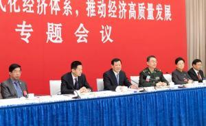 圍繞上海發(fā)展這些重要議題，市領導與政協(xié)委員們深入討論交流