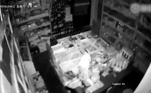 新疆塔城5.2級(jí)地震：列車運(yùn)行未受影響