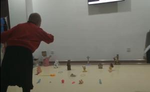 6歲白血病女孩的新年愿望：玩套圈游戲