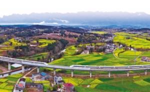 一線探訪｜一個(gè)人的“乘警組”