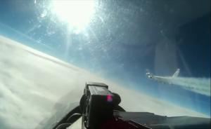 實(shí)拍俄羅斯殲擊機(jī)如何攔截美國(guó)偵察機(jī)