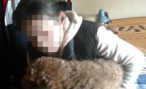 杭州一涉毒嫌疑人藏身衣柜后暗格躲避抓捕，遭宠物犬“指认”