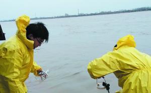 防止化工园区污水进入灌河，江苏盐城出动民兵封堵5处河道