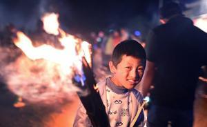 天地人② | 不滅的火把：一場(chǎng)鄉(xiāng)村足球賽