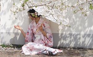 武大回应赏樱冲突未提和服，学生称看到有人穿“和服”拍照