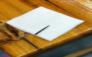 男子竹簽穿腸:幼時(shí)模仿電視無意吞的