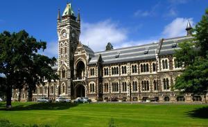 走到一半的留學(xué)路：消失的中介和維權(quán)的學(xué)生