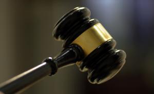 不滿父親十余年前另娶，海南男子數(shù)次因小事狀告親爹