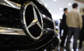 又一辆奔驰新车没开出4S店就出故障，南阳女车主成功退车