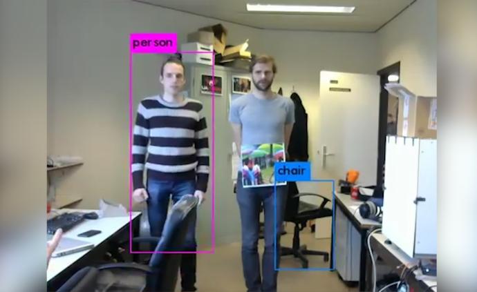 光憑一副圖案就可以騙過AI人臉監(jiān)控？