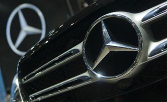 湖南一家奔驰4S店宣布金融服务费从3%涨到6%，不设上限