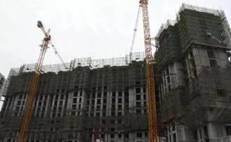 衡水一在建樓盤升降梯折斷11死,曾稱多次停工仍能保證進(jìn)度