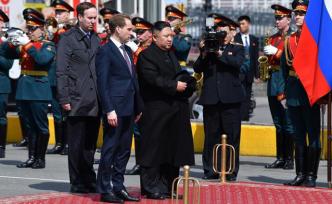 金正恩搭乘專列啟程返回朝鮮，俄儀仗隊(duì)演奏《喀秋莎》送行