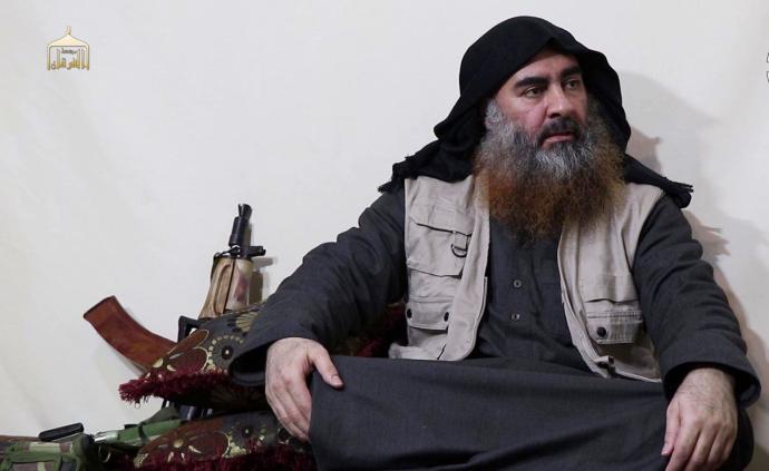 疑似伊斯蘭國(guó)首領(lǐng)現(xiàn)身，稱要繼續(xù)戰(zhàn)斗