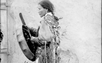 “中國最初錄音”，韻起獨行之采風，“回歸”于聲音生長之地