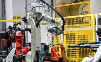 機(jī)器換人③︱“無(wú)人工廠”也是“無(wú)聲工廠”？