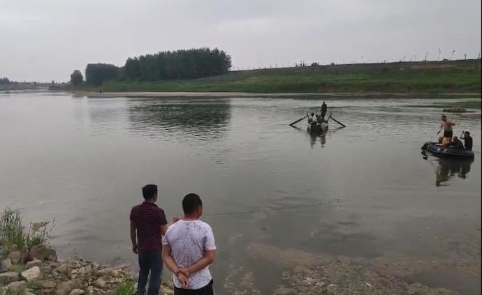 荊州5初中生溺水:2人身亡3人仍在打撈